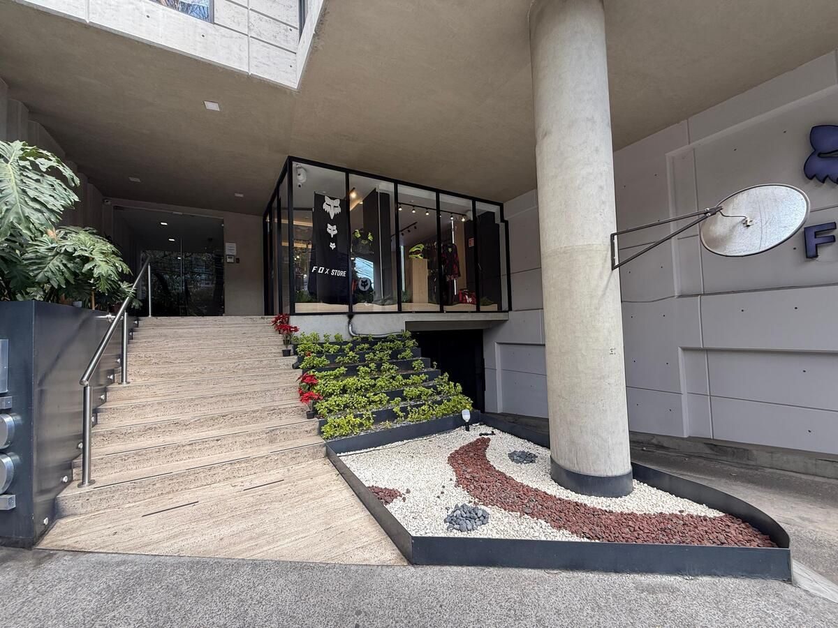 Venta de Local Comercial en División del Norte