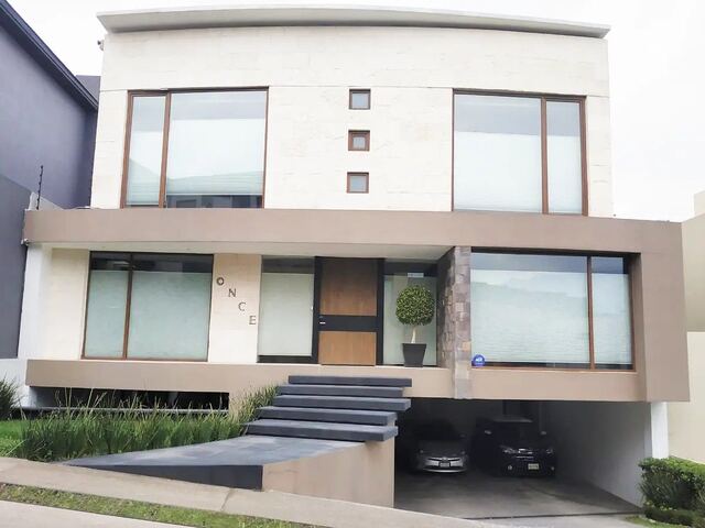 Casa en privada en cumbres de Santa Fe